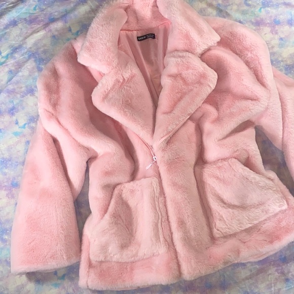 Shein • Fluffy Bubblegum Pink Teddy Jacket - Picture 4 of 14